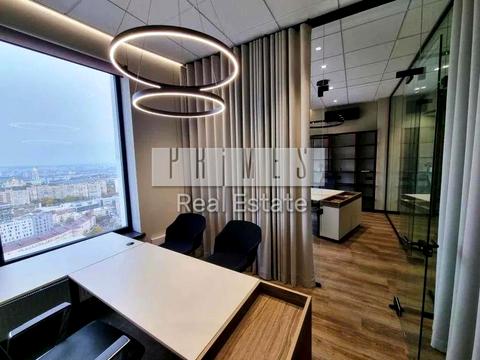 коммерческая по адресу Кловский спуск, 7