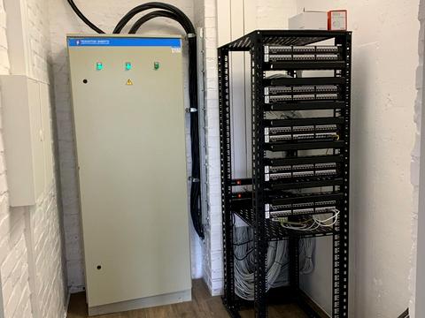 комерційна за адресою Лабораторний пров., 7