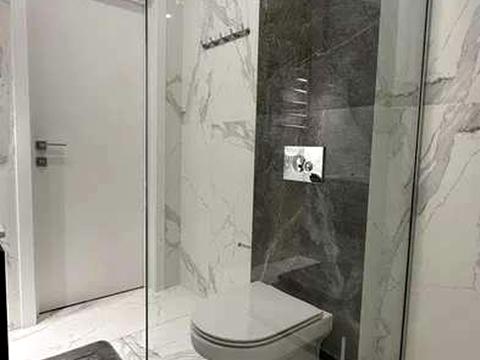 квартира за адресою Машинобудівників вул., 16