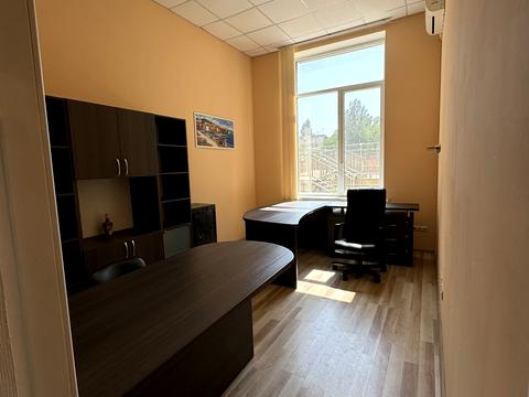 коммерческая по адресу Армейская ул., 11/1