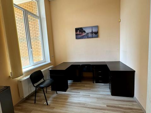 коммерческая по адресу Армейская ул., 11/1