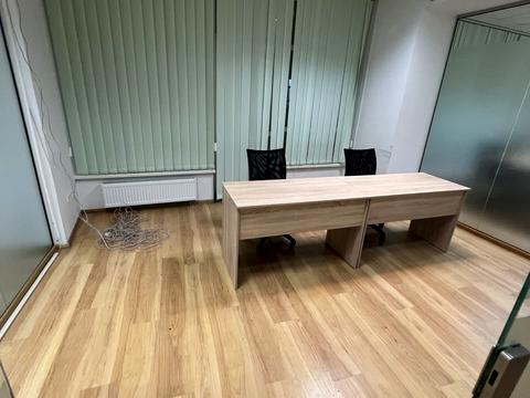 комерційна за адресою Євгена Коновальця вул. (Щорса), 36-Д