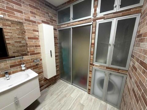 квартира по адресу Князя Владимира ул., 28б