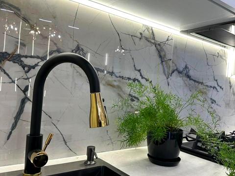 квартира по адресу 24 Августа ул., 32