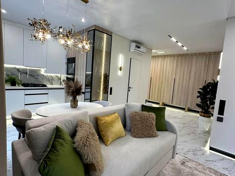 квартира по адресу 24 Августа ул., 32