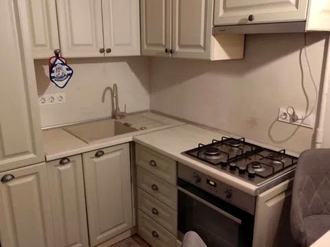 квартира за адресою Романа Ратушного вул. (Волгоградська), 17