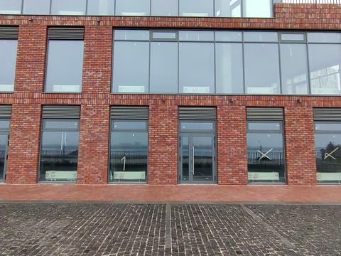 комерційна за адресою Січеславська Набережна вул., 53