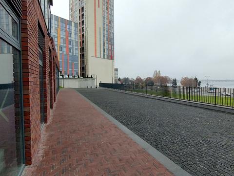 комерційна за адресою Січеславська Набережна вул., 53