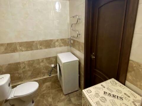 квартира за адресою Київ, Любомира Гузара просп. (Космонавта Комарова), 46 