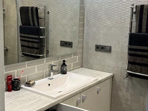 квартира за адресою Героїв Рятувальників вул. (Володі Дубініна), 6