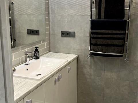 квартира за адресою Героїв Рятувальників вул. (Володі Дубініна), 6