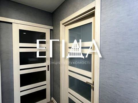 квартира по адресу Героев Украины ул. (Героїв Сталінграду), 36