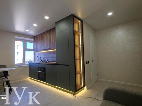 квартира за адресою Тролейбусна вул., 4