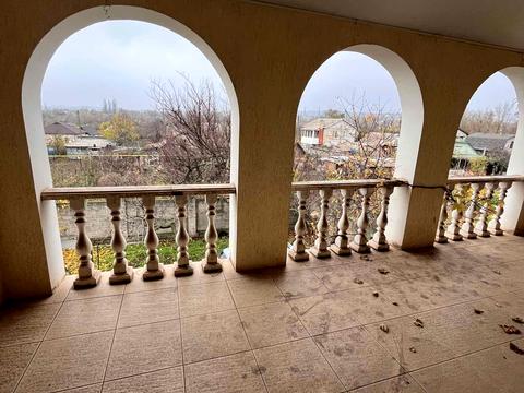 дом по адресу С. Васильченка, 8