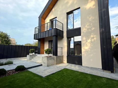 будинок за адресою Варшавська вул., 114