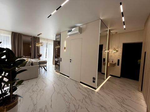 квартира по адресу 24 Августа ул., 32