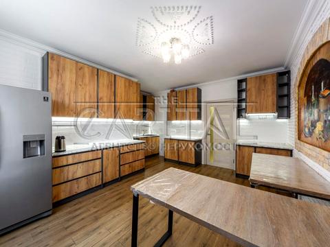 квартира за адресою Дмитрівська вул., 60