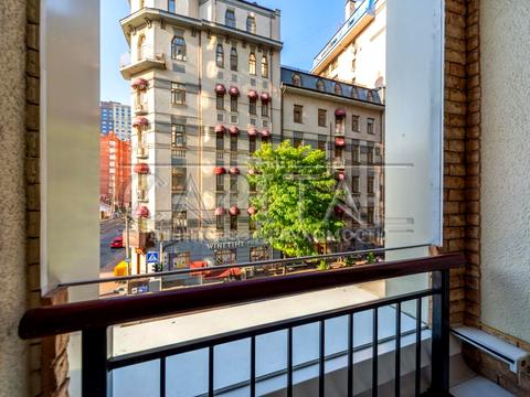 квартира за адресою Дмитрівська вул., 60