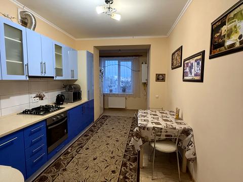 квартира за адресою Дмитра Іващенка вул., 4