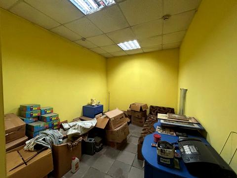 комерційна за адресою Незалежності вул., 225