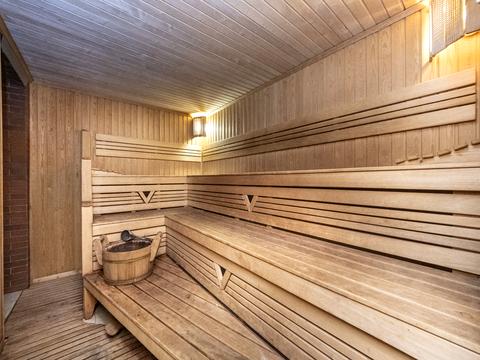 дом по адресу Залужна ул.