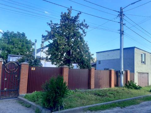 будинок за адресою Вчительська вул., 1