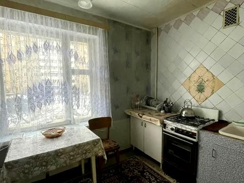 квартира за адресою Автозаводська вул., 42