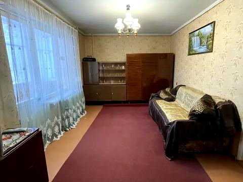 квартира за адресою Автозаводська вул., 42