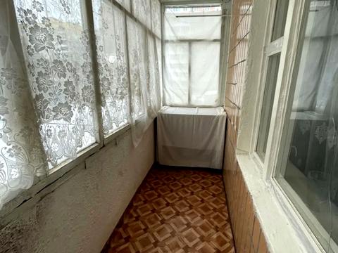 квартира за адресою Автозаводська вул., 42