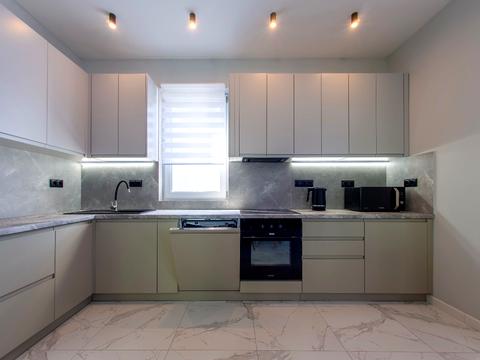 будинок за адресою Помаранчева вул.