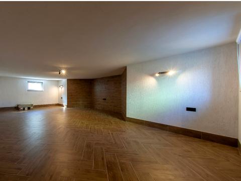 будинок за адресою Помаранчева вул.