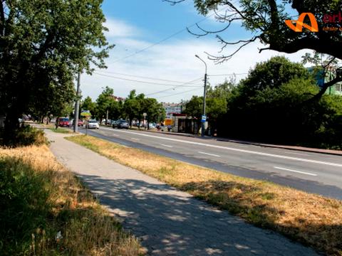 комерційна за адресою Євгена Коновальця вул., 146