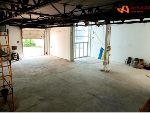 комерційна за адресою Євгена Коновальця вул., 146