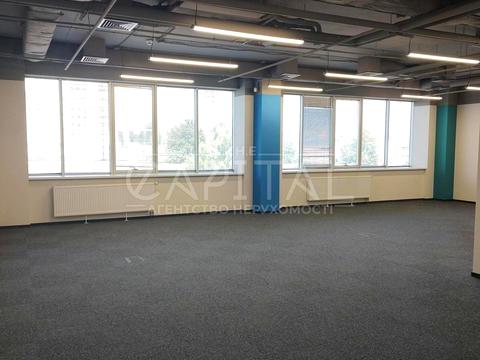 комерційна за адресою Вацлава Гавела бульв. (Івана Лепсе), 6-В