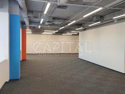 комерційна за адресою Вацлава Гавела бульв. (Івана Лепсе), 6-В