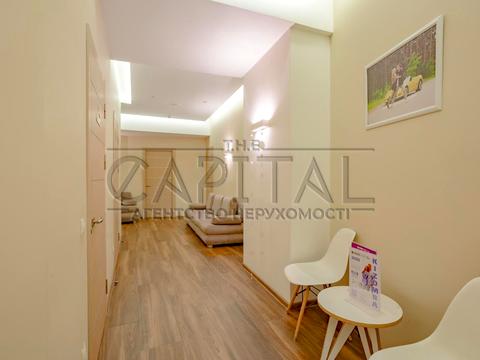 коммерческая по адресу Евгения Коновальца ул. (Щорса), 7-9