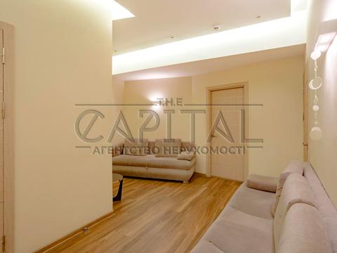 коммерческая по адресу Евгения Коновальца ул. (Щорса), 7-9