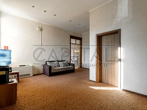 коммерческая по адресу Берестейське шоссе (Брест-Литовське), 6