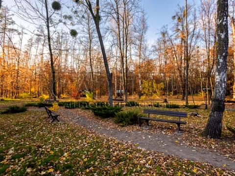 коммерческая по адресу Берестейське шоссе (Брест-Литовське), 6