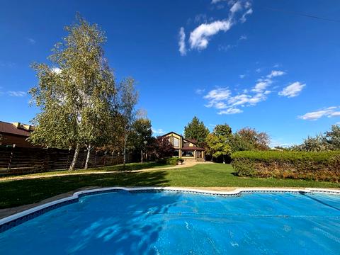 дом по адресу Набережна