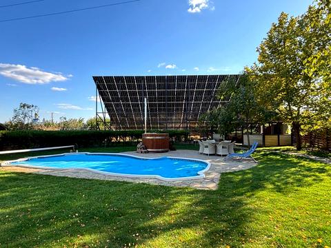 дом по адресу Набережна