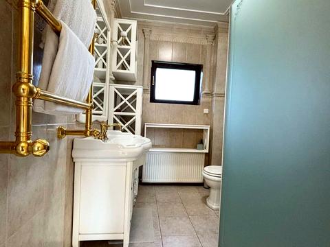 дом по адресу Набережна