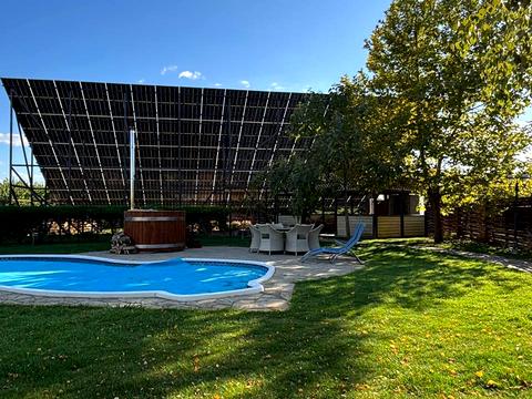 дом по адресу Набережна