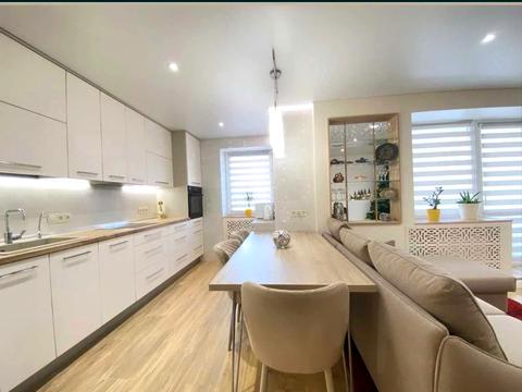 квартира за адресою Юрія Іллєнка вул. (Мельникова), 5