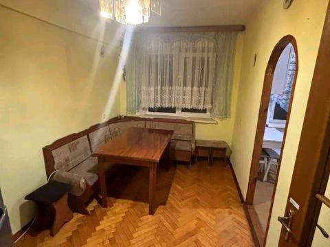 квартира за адресою Героїв Крут вул., 2