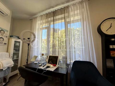 комерційна за адресою Саперне Поле вул., 3