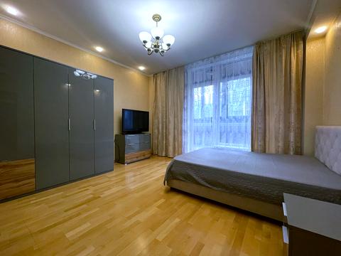 квартира за адресою Андрія Верхогляда вул. (Михайла Драгомирова), 5