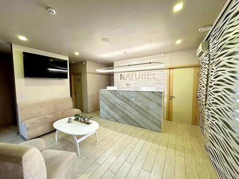 комерційна за адресою Запорізька вул., 1