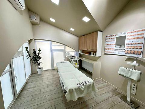 комерційна за адресою Запорізька вул., 1