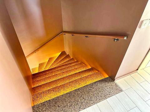 комерційна за адресою Запорізька вул., 1